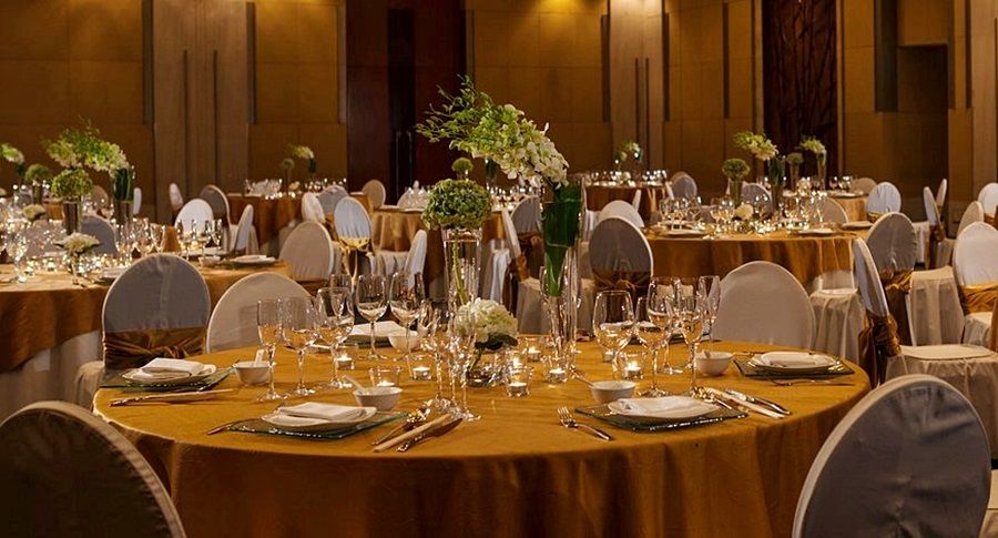 Renaissance Wuhan Hotel Экстерьер фото